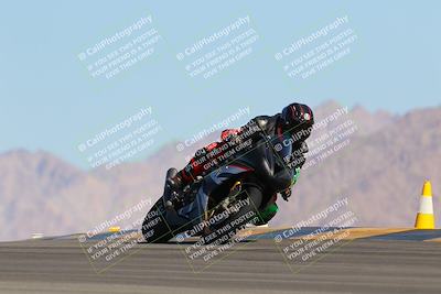 media/Oct-01-2023-SoCal Trackdays (Sun) [[4c570cc352]]/Turn 9 Set 1 (950am)/